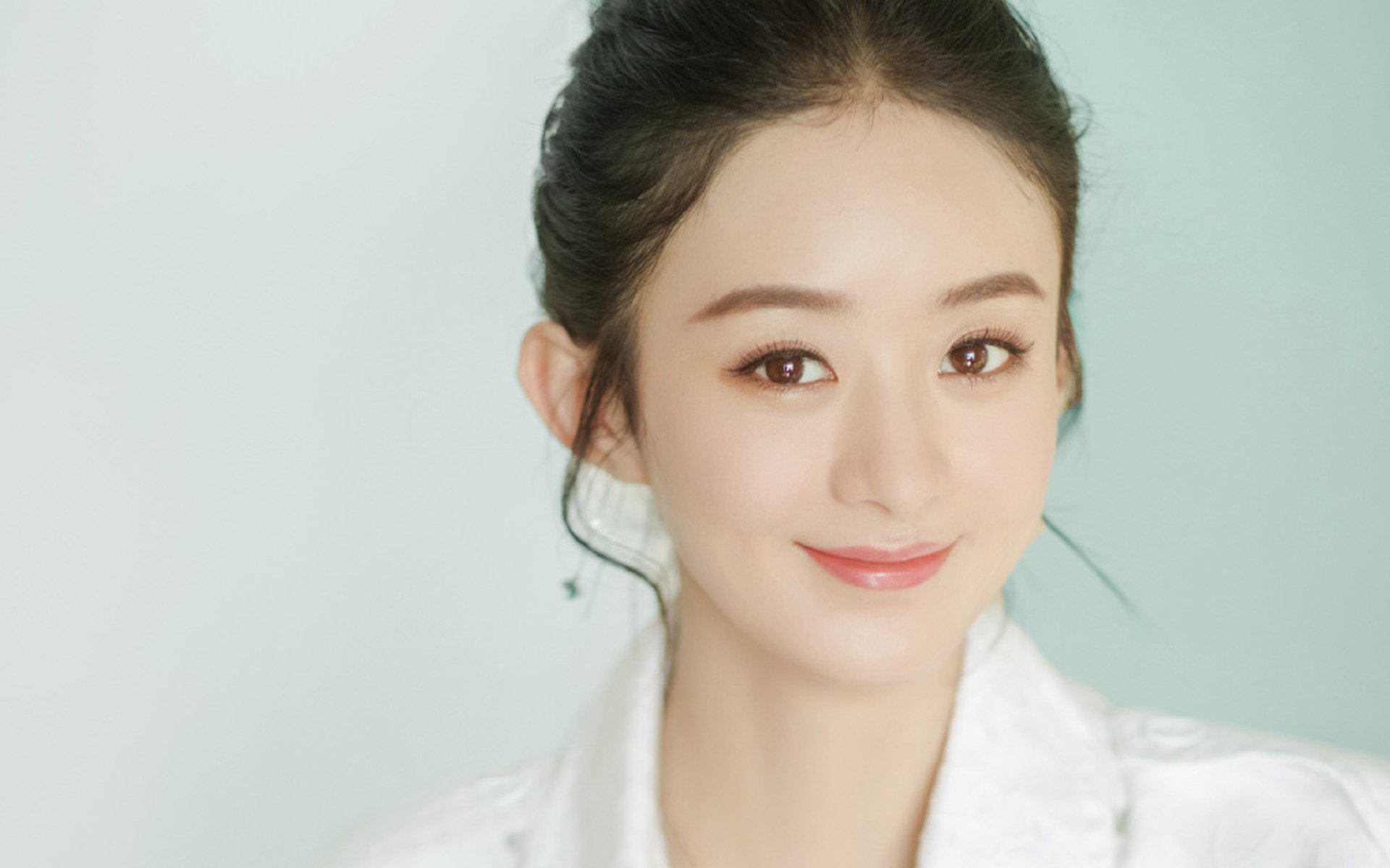 九游app官网下载-“德甲冠军悬念浓厚，几支队伍你追我赶”，德甲榜首